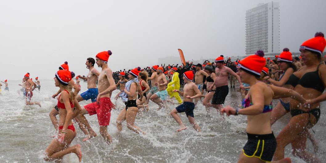 thumbnails Unox New Year's Dive: The Best Start of the New Year. Swim for Charity